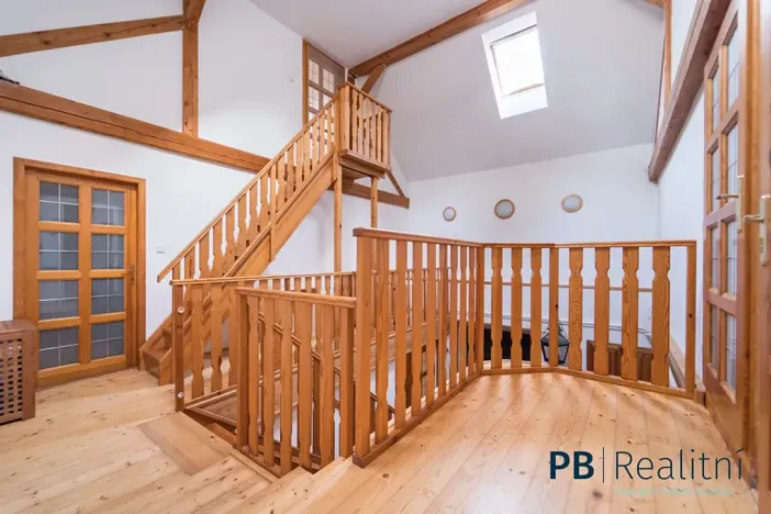 Prodej rodinného domu, Křemže, 450 m2