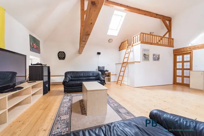 Prodej rodinného domu, Křemže, 450 m2