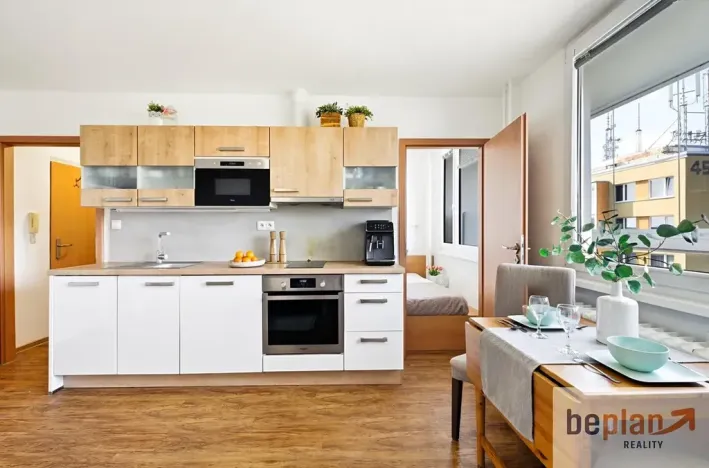 Prodej bytu 2+kk, Praha - Troja, Písečná, 26 m2