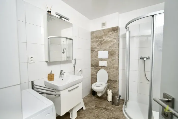 Prodej ubytování, Hlohovec, K zámečku, 144 m2