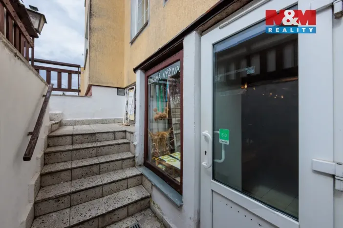 Prodej obchodního prostoru, Karlovy Vary, Moskevská, 85 m2