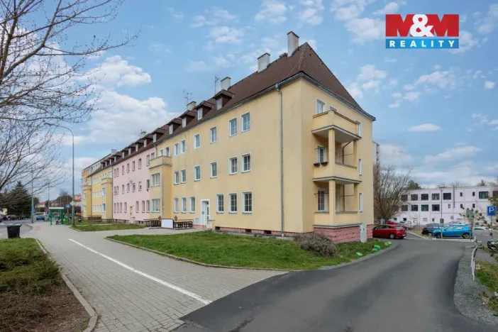 Prodej obchodního prostoru, Karlovy Vary, Moskevská, 85 m2