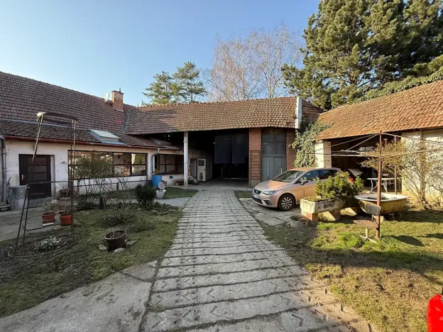 Prodej rodinného domu, Prace, K Mohyle míru, 185 m2