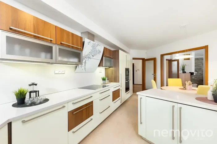 Prodej rodinného domu, Jesenice, Zvonková, 230 m2