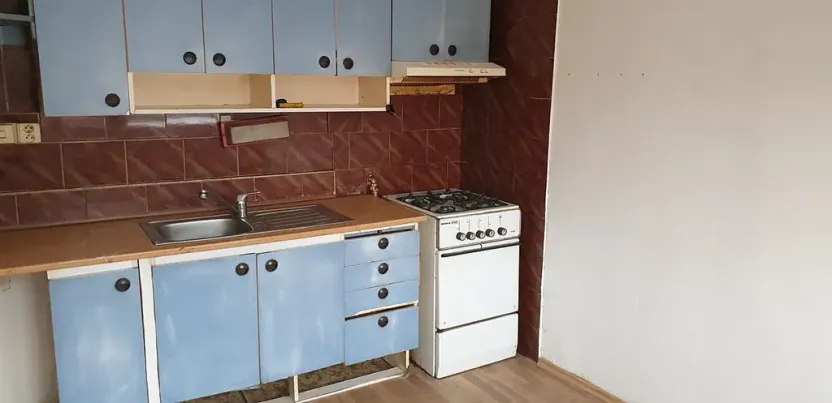 Prodej bytu 3+1, Teplice, Krajní, 60 m2