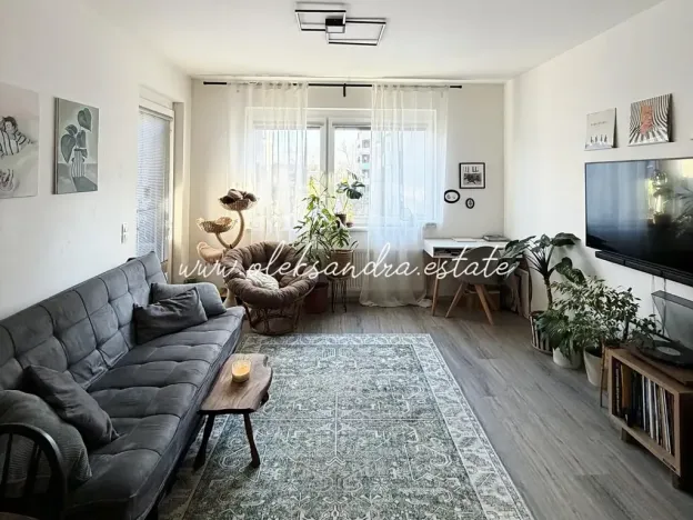 Prodej bytu 2+kk, Praha - Hloubětín, Saarinenova, 52 m2