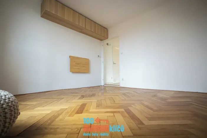 Pronájem bytu 2+1, Praha - Střešovice, Na Hubálce, 35 m2