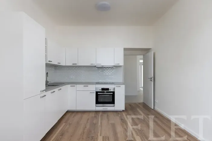 Prodej bytu 2+kk, Praha - Holešovice, U vody, 45 m2