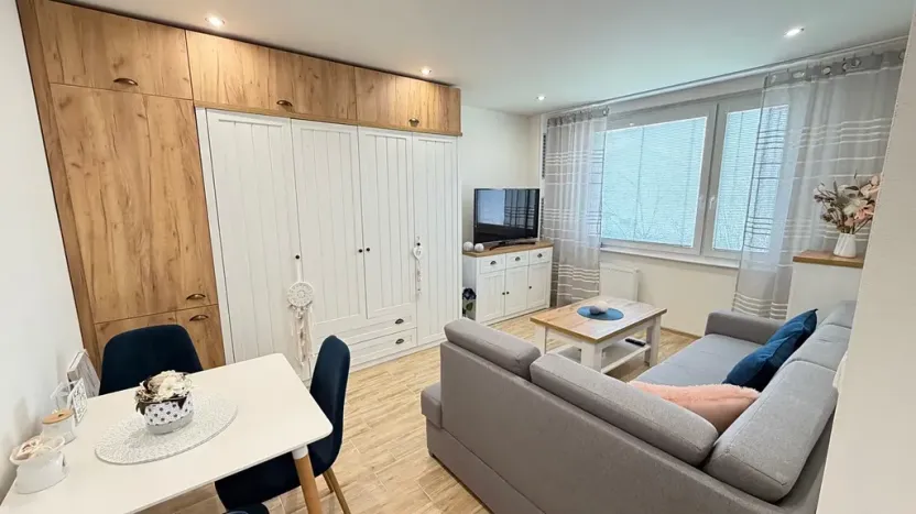 Pronájem bytu 2+1, Chrudim, Na Ostrově, 35 m2