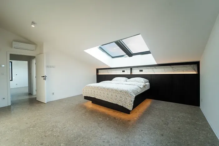 Pronájem bytu 4+kk, Mikulov, 28. října, 123 m2