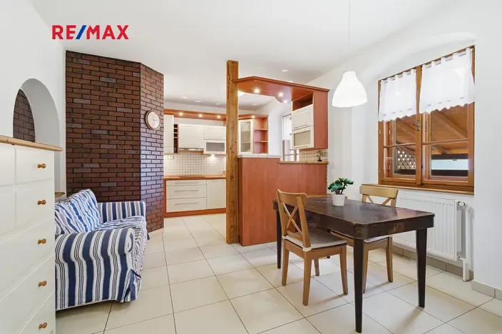 Prodej rodinného domu, Břasy, 298 m2