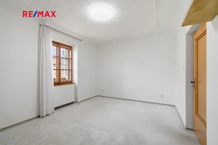 Prodej rodinného domu, Břasy, 298 m2