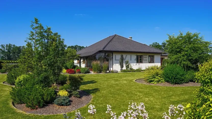 Prodej rodinného domu, Borovany, 237 m2