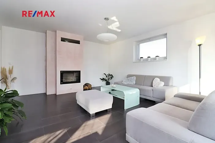 Prodej rodinného domu, Mikulovice, V Loučkách, 231 m2