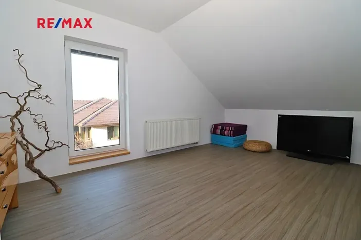 Prodej rodinného domu, Mikulovice, V Loučkách, 231 m2