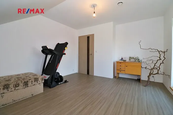 Prodej rodinného domu, Mikulovice, V Loučkách, 231 m2