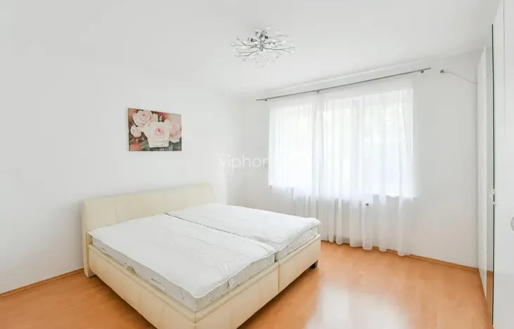 Pronájem vily, Praha - Suchdol, Havraní, 220 m2