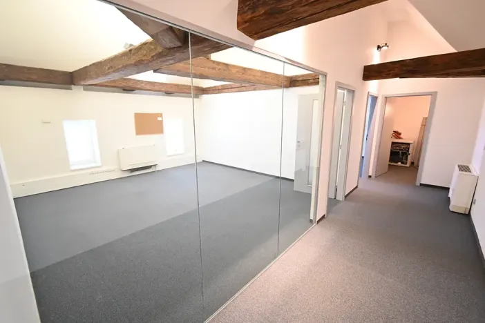 Pronájem kanceláře, Praha - Nové Město, Na příkopě, 215 m2