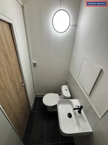 Prodej bytu 1+kk, Praha - Kobylisy, Kyselova, 26 m2