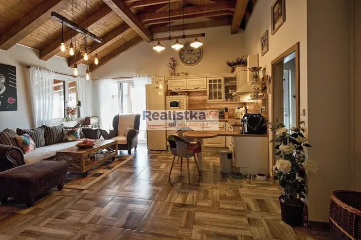 Prodej rodinného domu, Kbelany, 142 m2