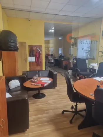 Pronájem kanceláře, Brno, Křenová, 205 m2