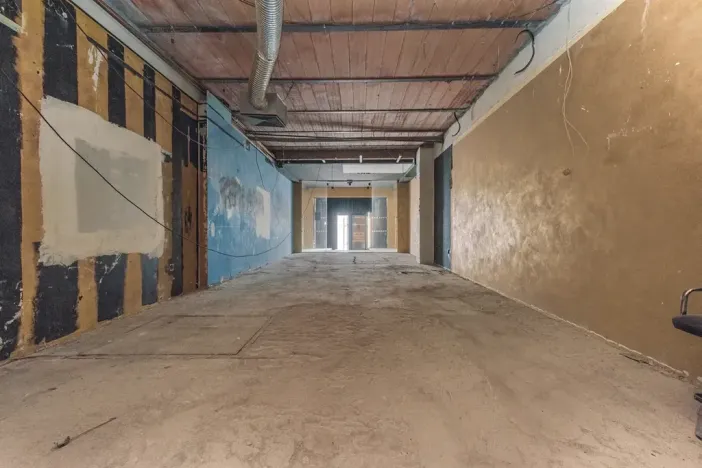 Pronájem obchodního prostoru, Pardubice, třída Míru, 390 m2