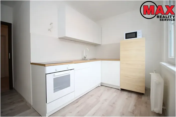 Pronájem bytu 2+1, Praha - Žižkov, Na vrcholu, 52 m2