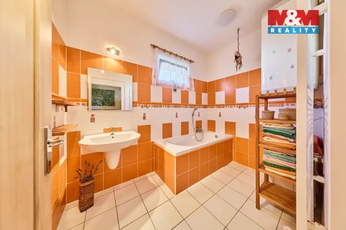 Prodej rodinného domu, Hradec Králové - Svobodné Dvory, U Cihelny, 159 m2