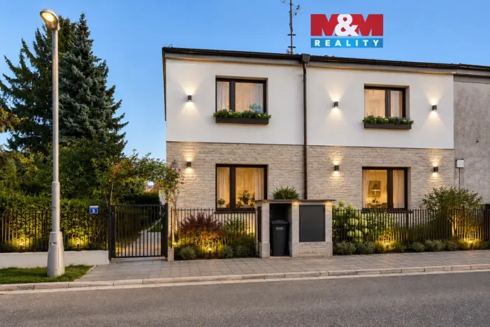 Prodej rodinného domu, Hradec Králové - Svobodné Dvory, U Cihelny, 159 m2