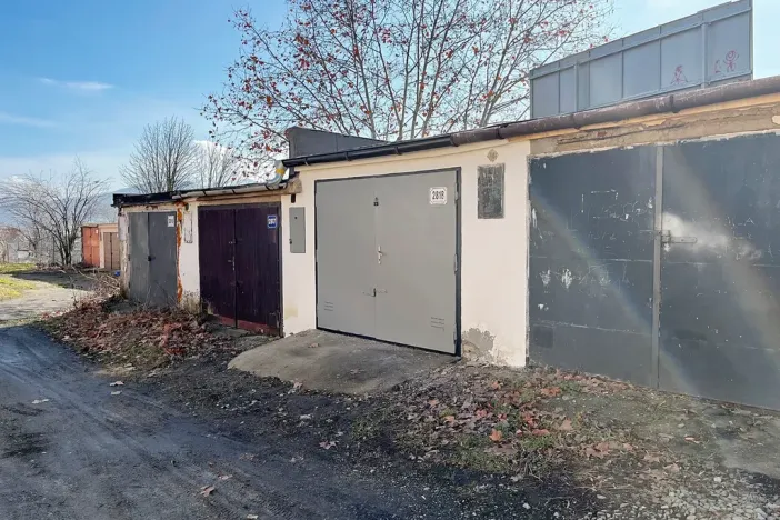 Pronájem garáže, Ústí nad Labem, Klíšská, 19 m2