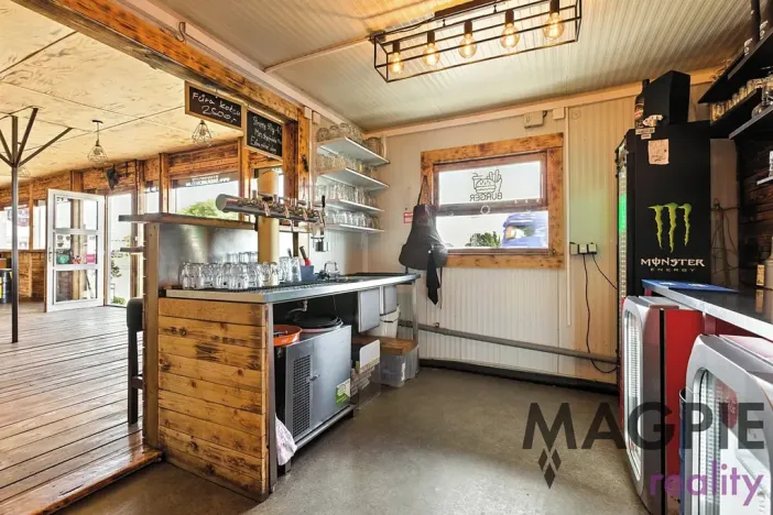 Pronájem restaurace, Praha - Uhříněves, Přátelství, 172 m2