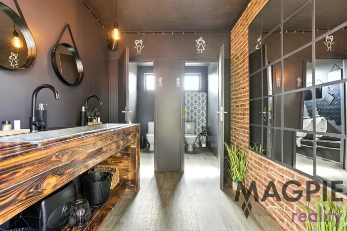 Prodej restaurace, Praha - Uhříněves, Přátelství, 172 m2