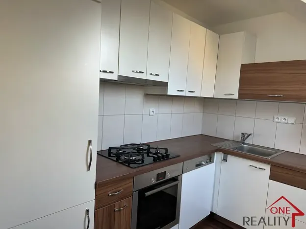 Pronájem bytu 2+kk, Zlín, 81 m2