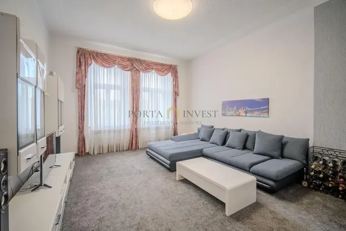 Prodej činžovního domu, Karlovy Vary, náměstí Republiky, 672 m2