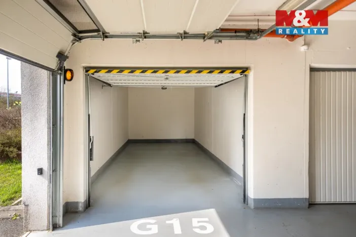 Pronájem bytu 2+kk, Praha - Letňany, Hlučkova, 60 m2