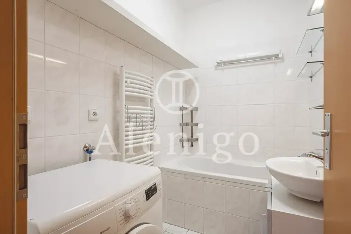 Prodej bytu 3+kk, Horoměřice, Komenského, 72 m2