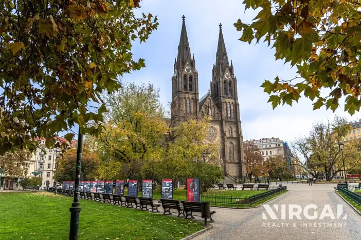 Pronájem restaurace, Praha - Vinohrady, Balbínova, 198 m2