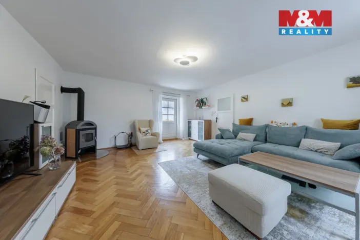 Prodej rodinného domu, Cheb, Kostelní náměstí, 148 m2