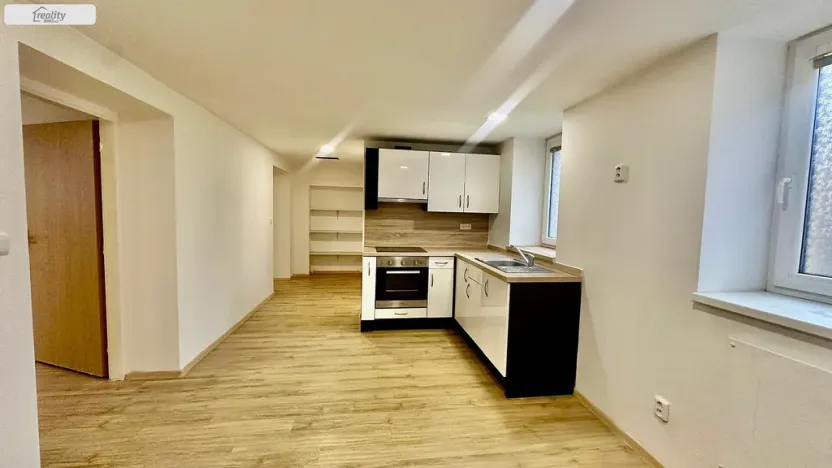 Prodej bytu 2+1, Brno - Komárov, Slunná, 59 m2