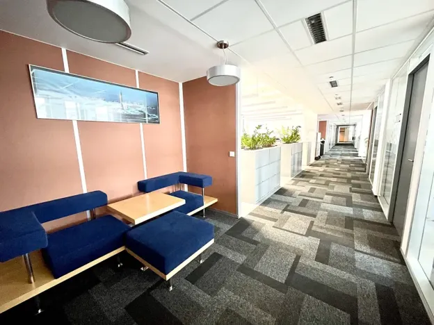 Pronájem kanceláře, Brno, Úzká, 300 m2