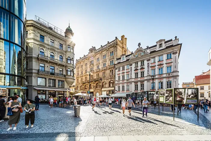 Pronájem kanceláře, Praha - Staré Město, 28. října, 580 m2