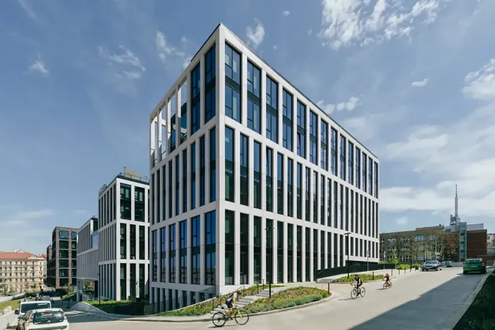 Pronájem kanceláře, Praha - Vinohrady, Italská, 457 m2