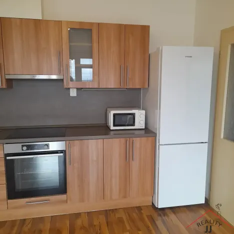 Pronájem bytu 2+kk, Praha - Vysočany, Pod Harfou, 59 m2