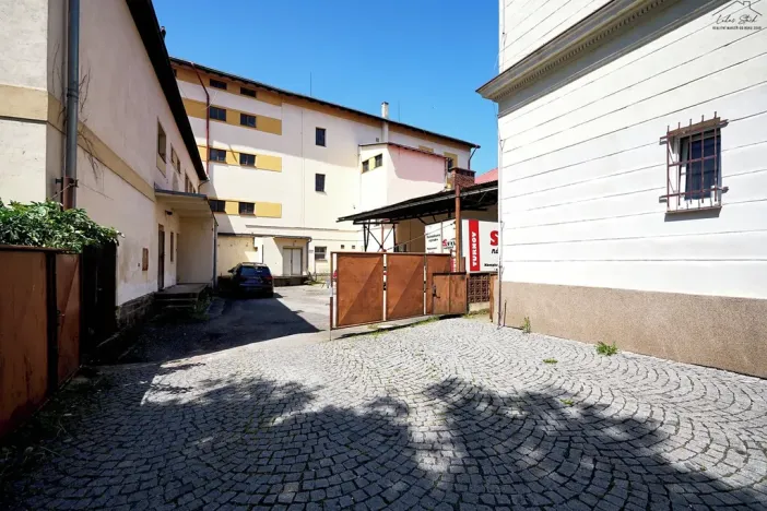 Prodej skladu, Turnov, Nádražní, 2438 m2