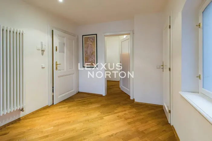 Pronájem atypického bytu, Praha - Nové Město, Odborů, 108 m2