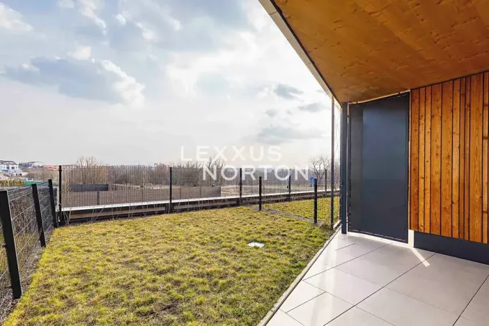 Pronájem bytu 1+kk, Praha - Stodůlky, Ujgurská, 41 m2