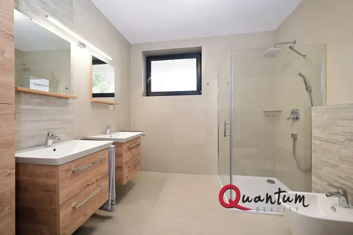 Pronájem rodinného domu, Šestajovice, Konopišťská, 250 m2