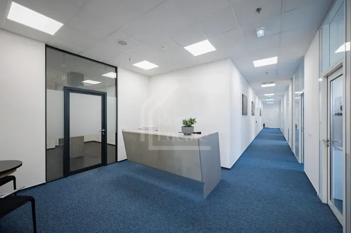 Pronájem kanceláře, Praha - Stodůlky, Laurinova, 330 m2