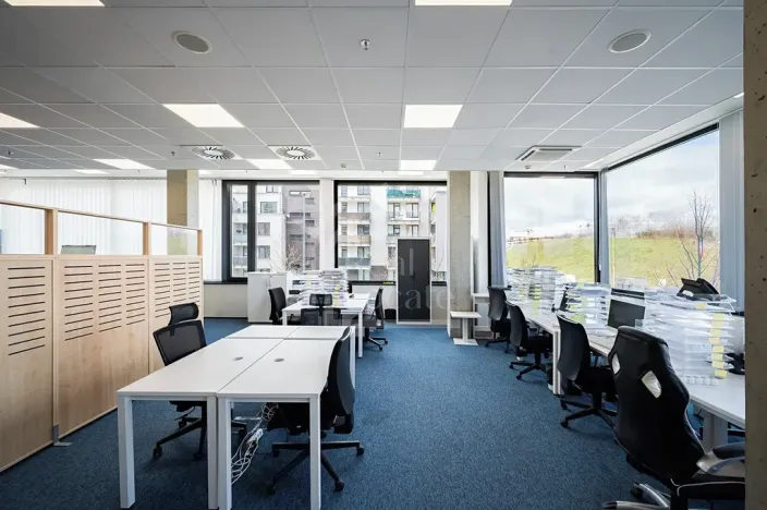 Pronájem kanceláře, Praha - Stodůlky, Laurinova, 330 m2