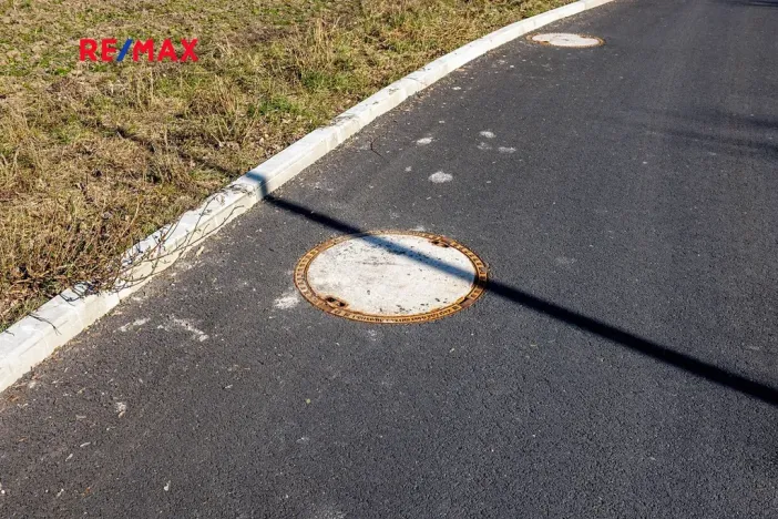 Prodej pozemku pro bydlení, Nelahozeves, U Dvora, 1100 m2